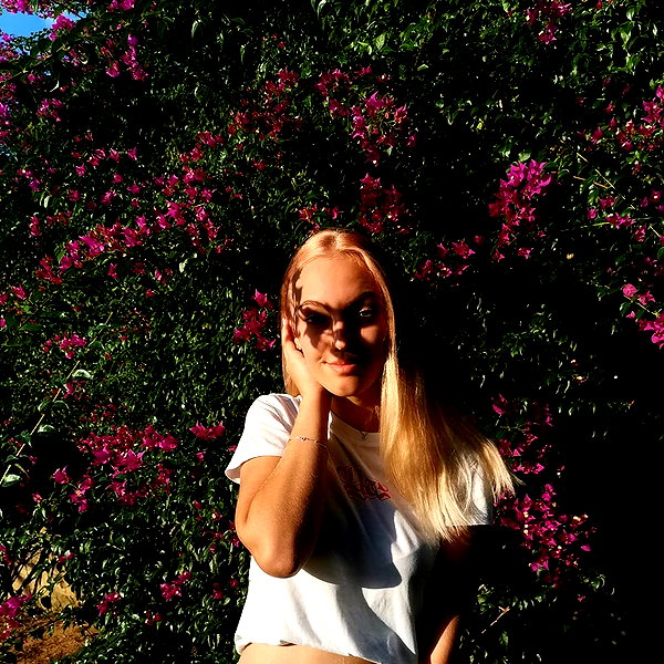 veronika_grish instagram image archive image