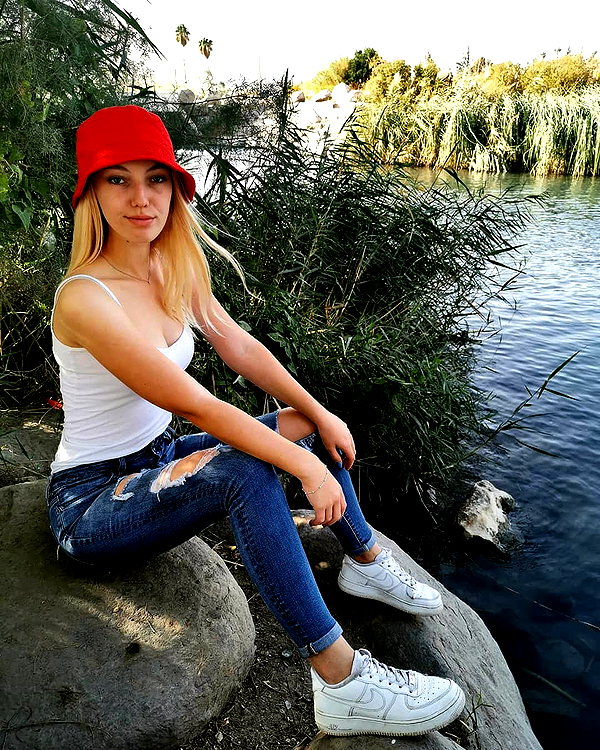 veronika_grish instagram image archive image