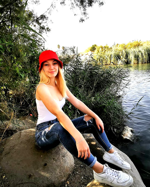 veronika_grish instagram image archive image