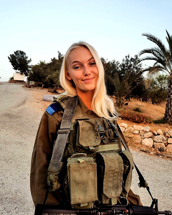 veronika_grish instagram image archive image
