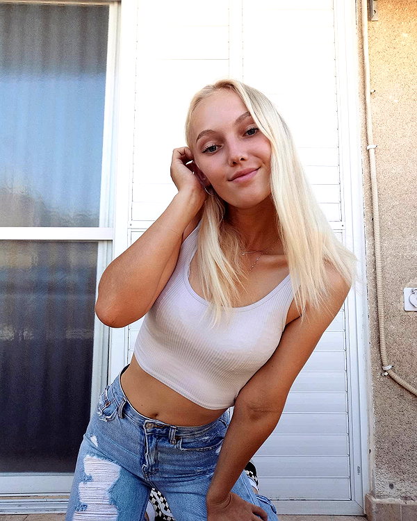 veronika_grish instagram image archive image