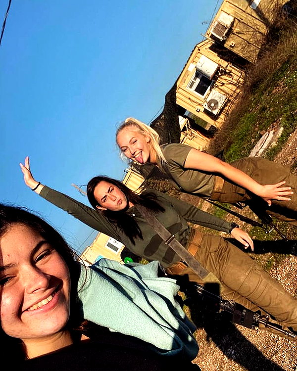 veronika_grish instagram image archive image