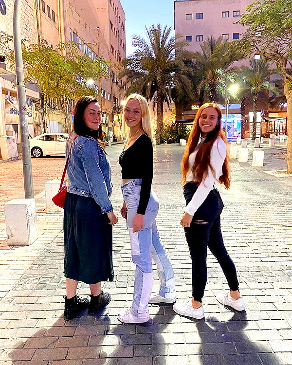 veronika_grish instagram image archive image