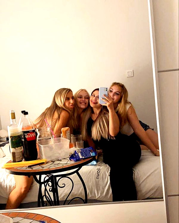veronika_grish instagram image archive image