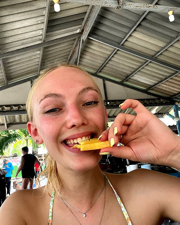 veronika_grish instagram image archive image