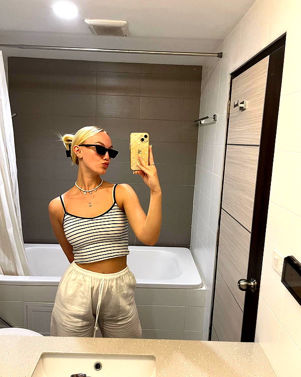 veronika_grish instagram image archive image