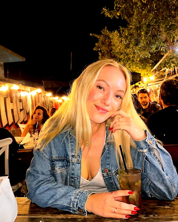 veronika_grish instagram image archive image