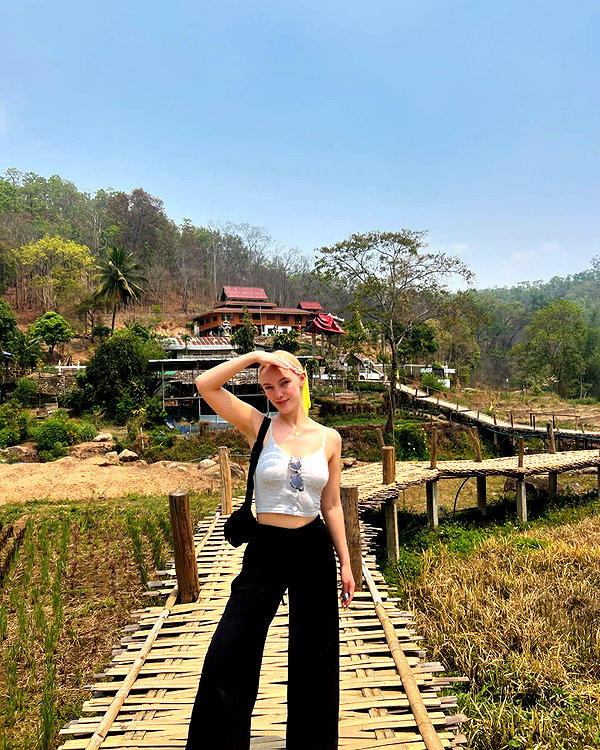 veronika_grish instagram image archive image