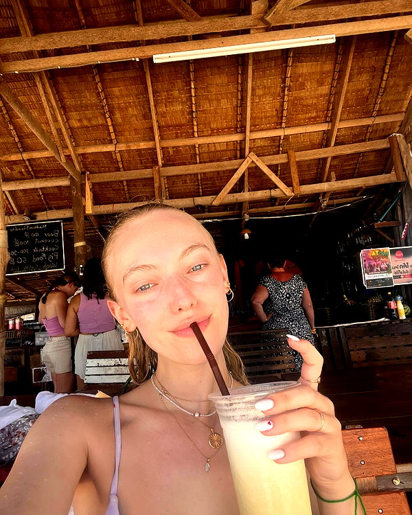 veronika_grish instagram image archive image