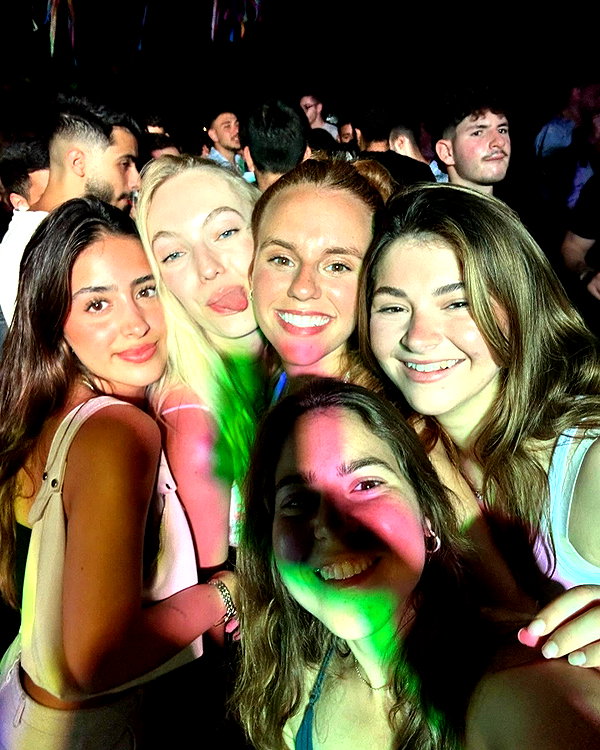veronika_grish instagram image archive image