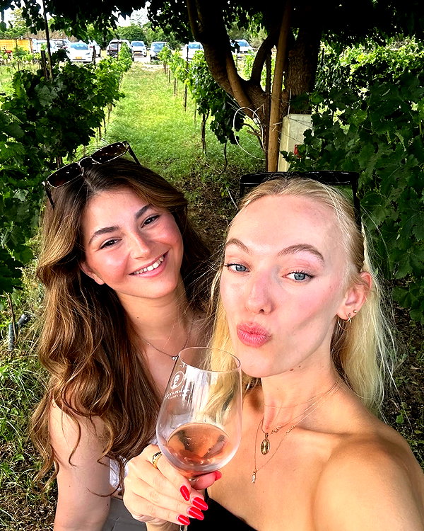 veronika_grish instagram image archive image