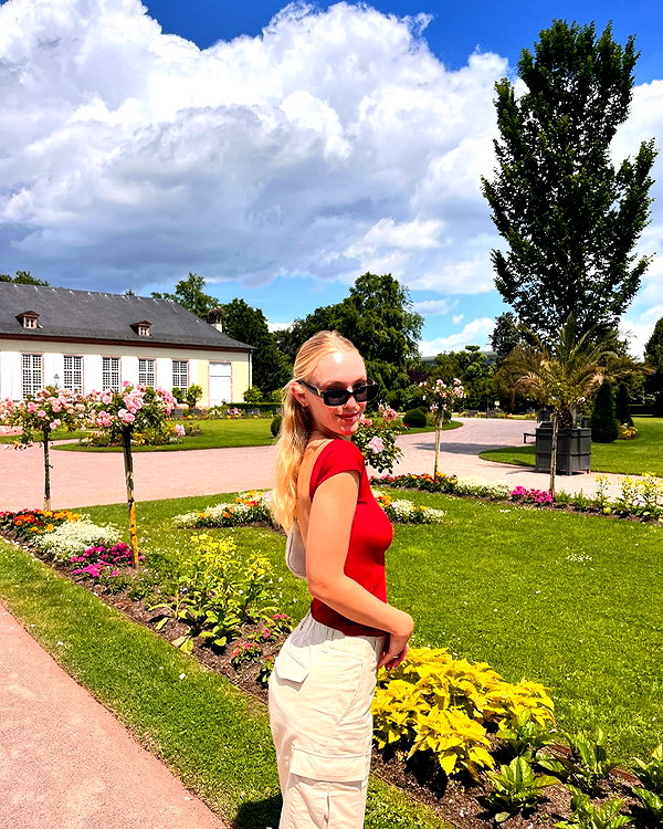 veronika_grish instagram image archive image