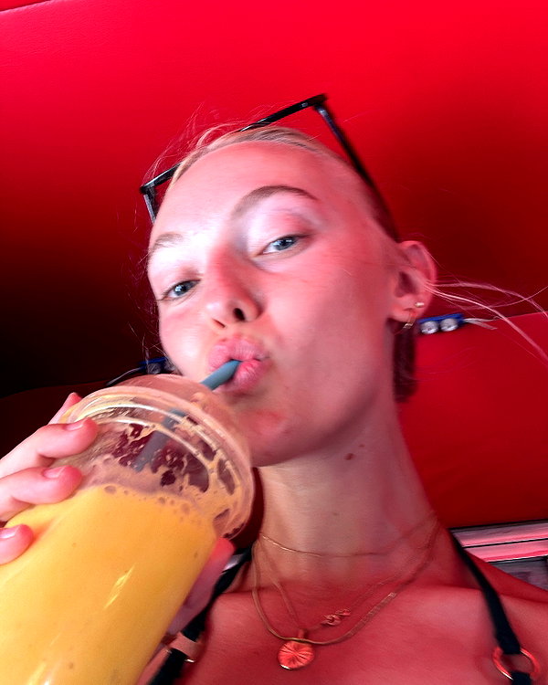 veronika_grish instagram image archive image