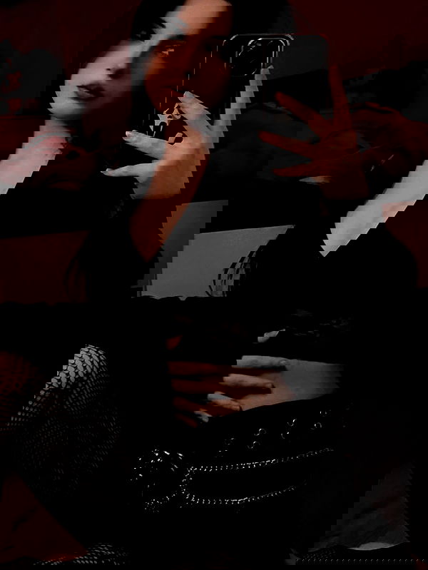 victoria._celine victoria._celine archive image