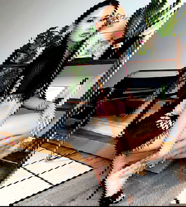 victoriarawlings image ~ Altpins