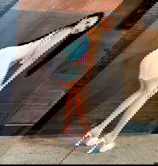 victoriarawlings image ~ Altpins