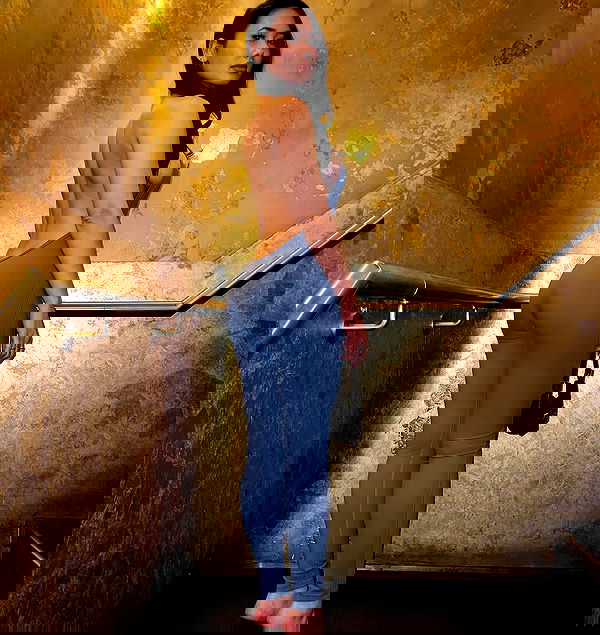 victoriarawlings image ~ Altpins