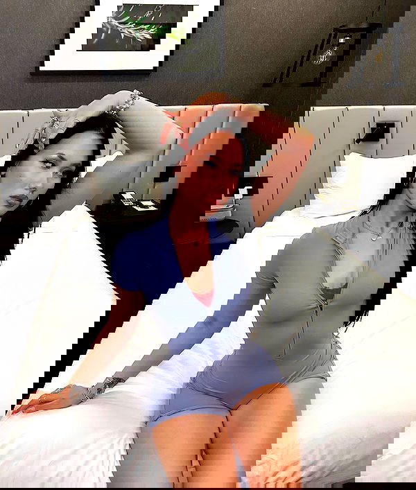 victoriarawlings image ~ Altpins