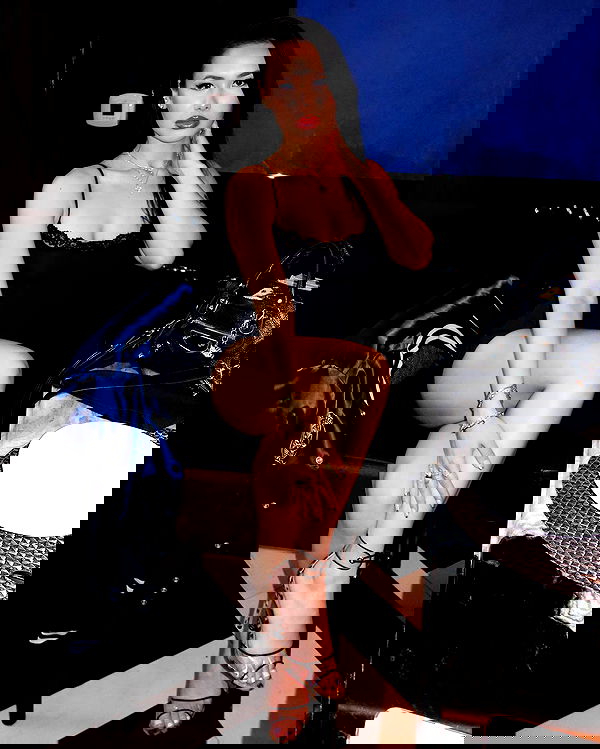 victoriarawlings image ~ Altpins