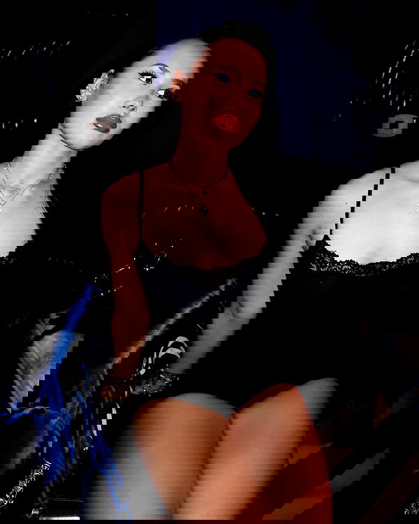 victoriarawlings image ~ Altpins