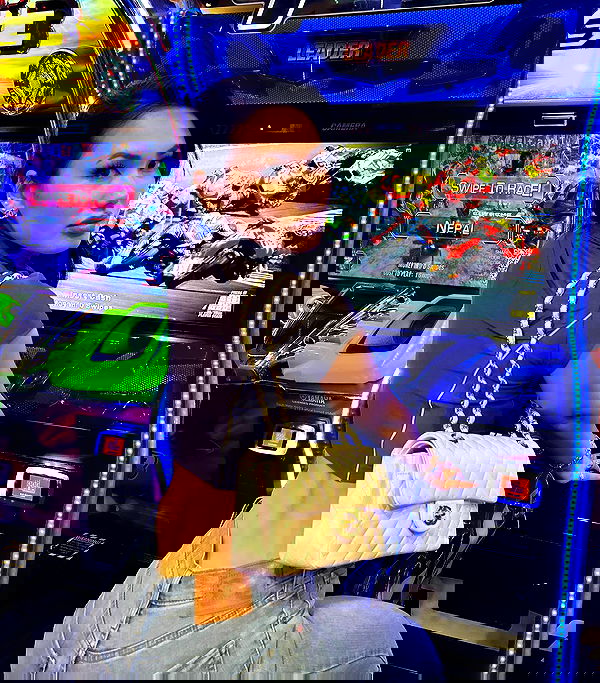 victoriarawlings image ~ Altpins