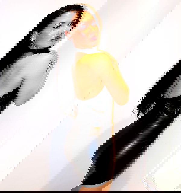 victoriarawlings image ~ Altpins