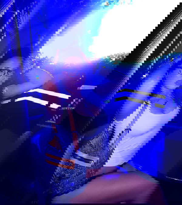 victoriarawlings image ~ Altpins