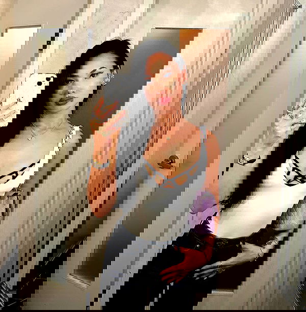 victoriarawlings image ~ Altpins