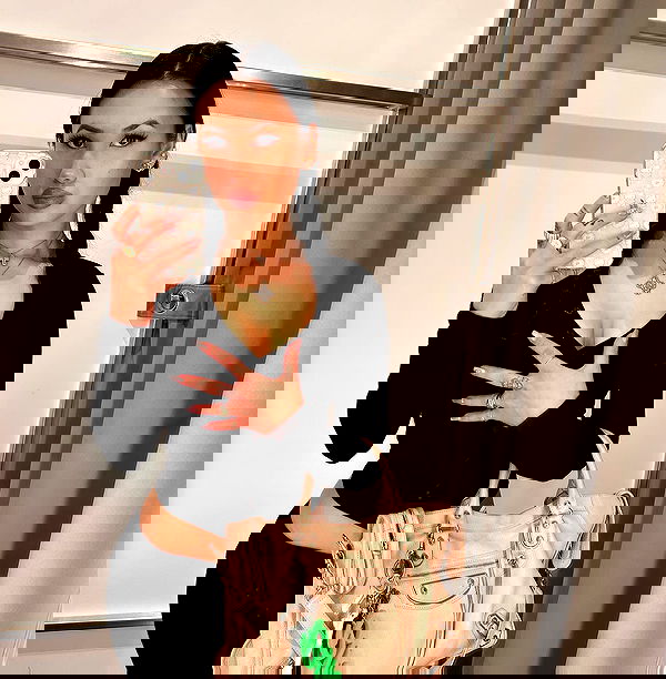 victoriarawlings image ~ Altpins