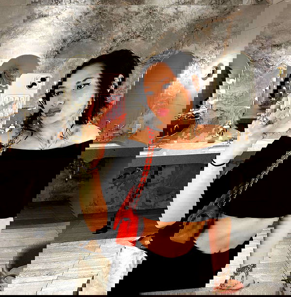 victoriarawlings image ~ Altpins