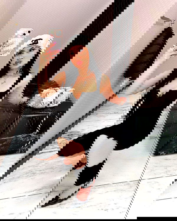 victoriarawlings image ~ Altpins