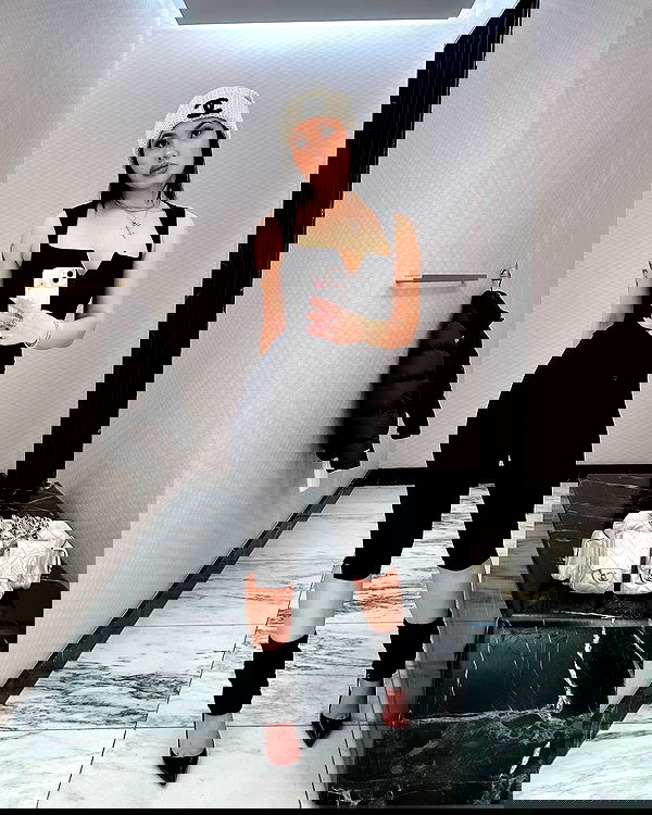 victoriarawlings image ~ Altpins