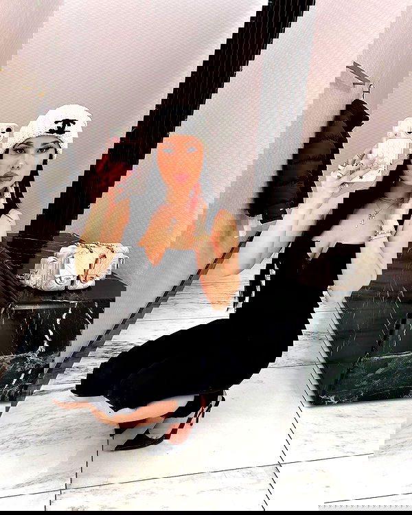 victoriarawlings image ~ Altpins