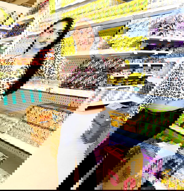 victoriarawlings image ~ Altpins