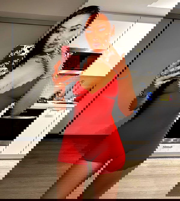 victoriarawlings image ~ Altpins