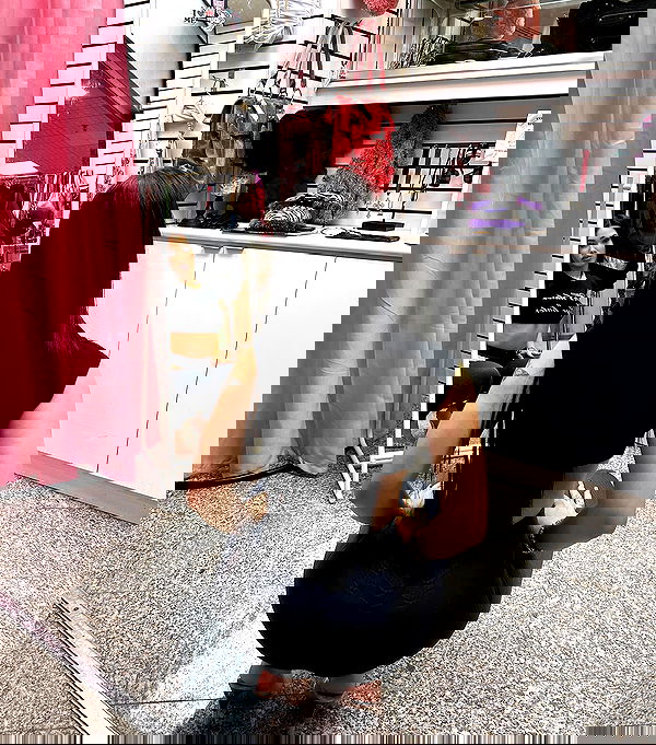 victoriarawlings image ~ Altpins