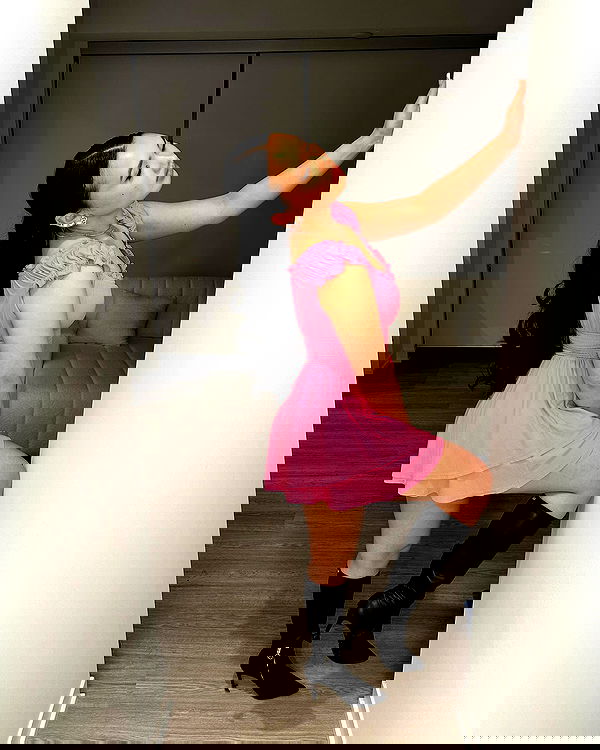 victoriarawlings image ~ Altpins