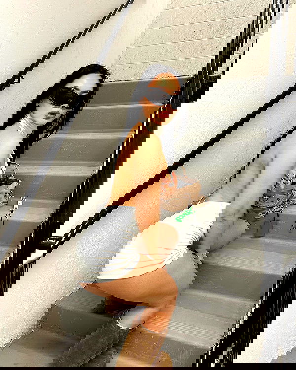 victoriarawlings image ~ Altpins