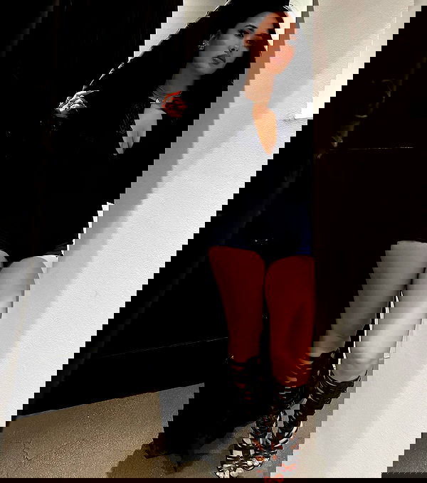 victoriarawlings image ~ Altpins