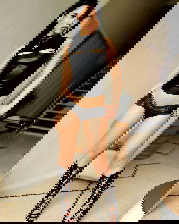 victoriarawlings image ~ Altpins