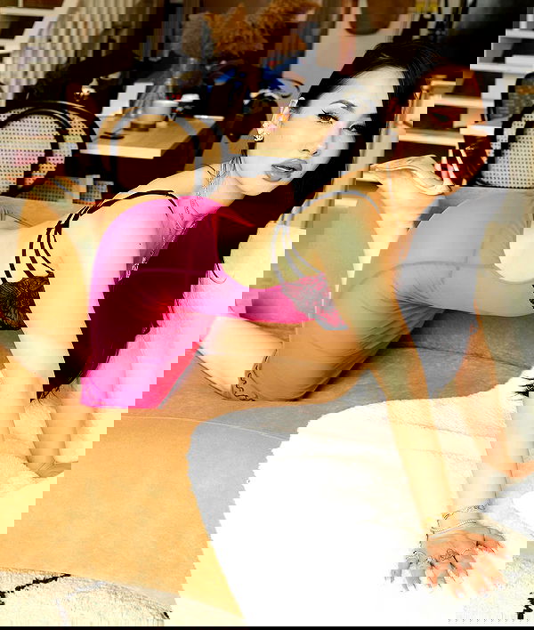 victoriarawlings image ~ Altpins