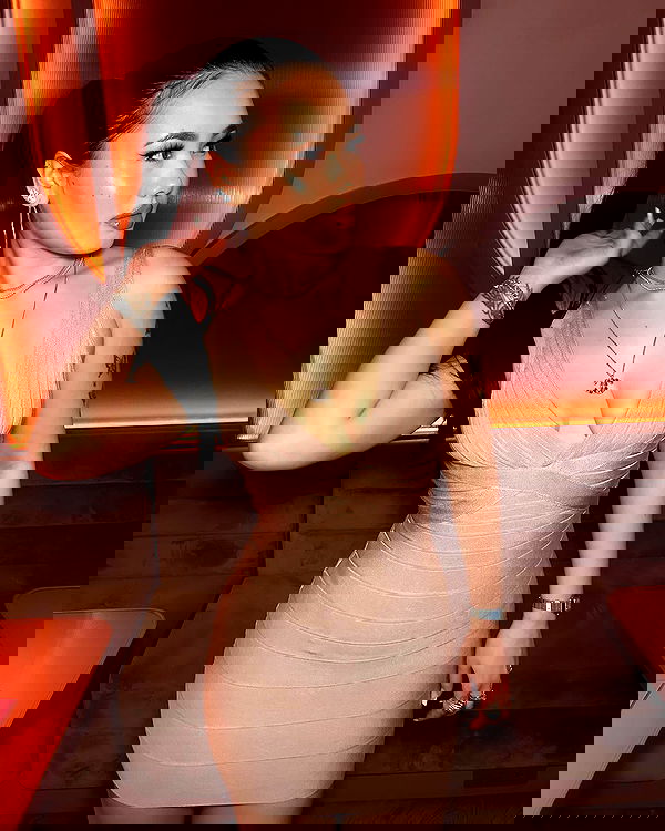 victoriarawlings image ~ Altpins