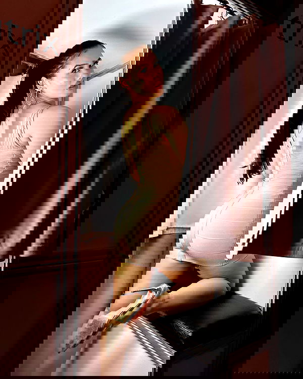 victoriarawlings image ~ Altpins