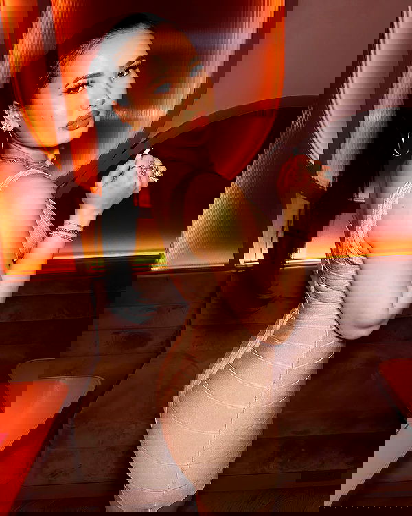 victoriarawlings image ~ Altpins