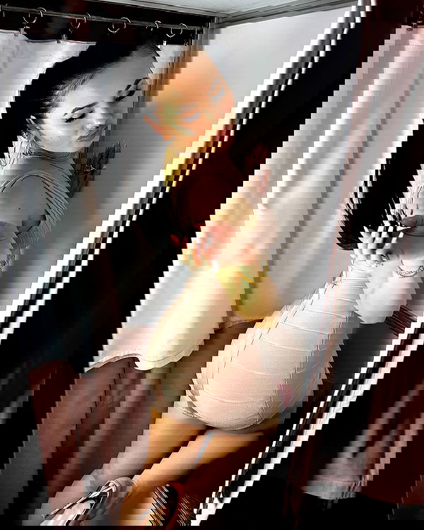 victoriarawlings image ~ Altpins