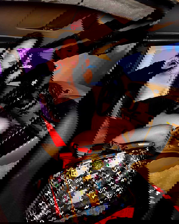 victoriarawlings image ~ Altpins