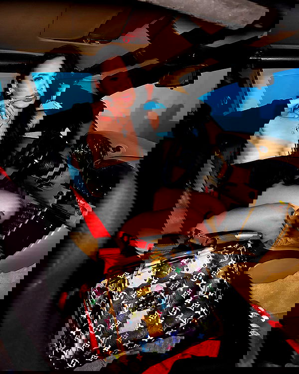 victoriarawlings image ~ Altpins