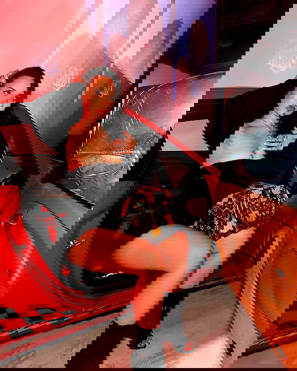 victoriarawlings image ~ Altpins