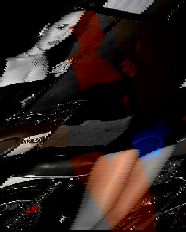 victoriarawlings image ~ Altpins