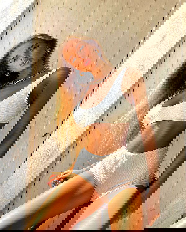 victoriaturnerr image ~ Altpins